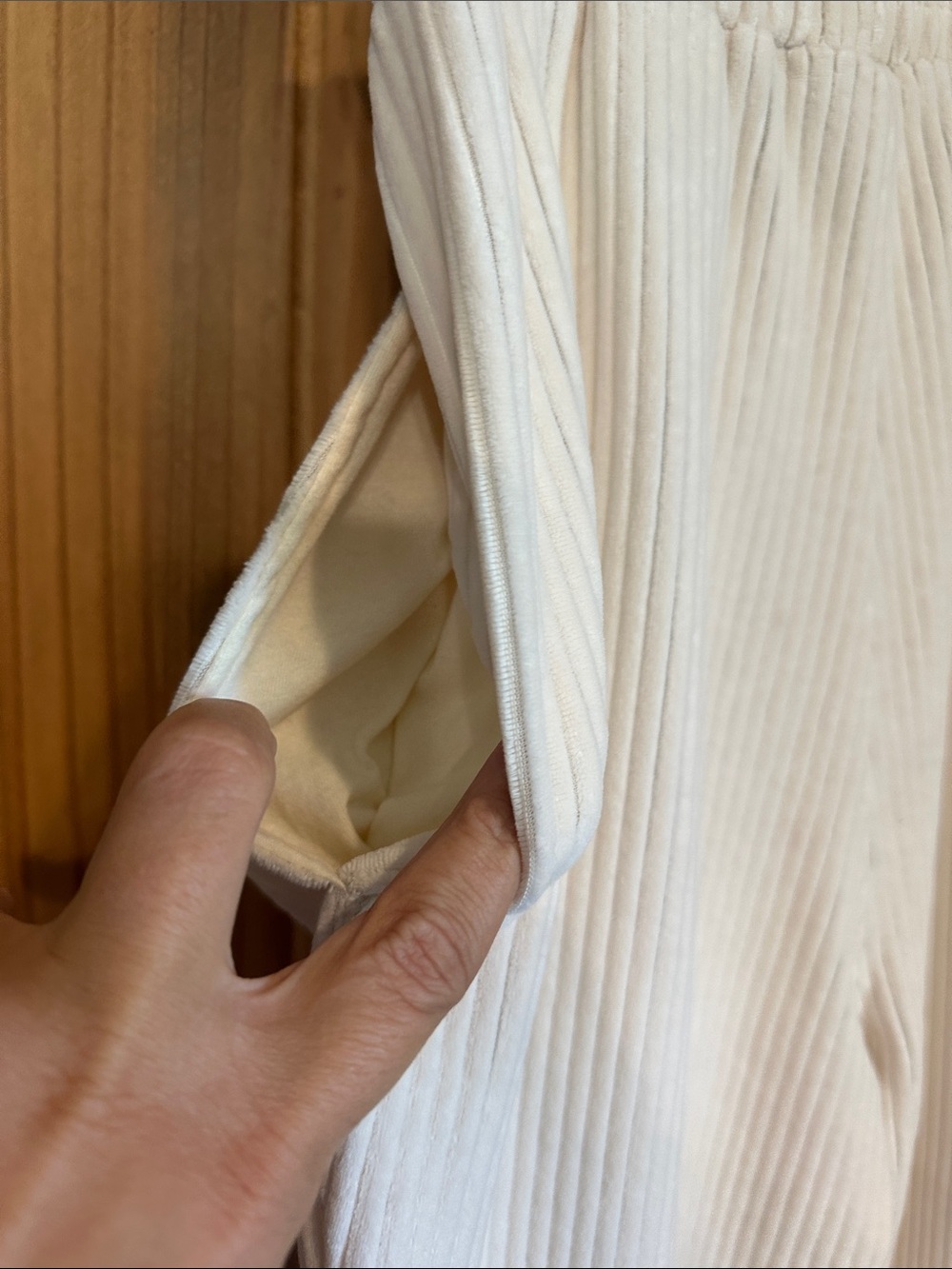 H&M Cream Ribbed Sweat Joggers - Picture 5 of 6